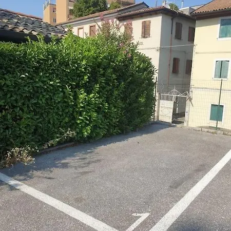 Piazza Garibaldi Eleganti Con Sauna אודינה