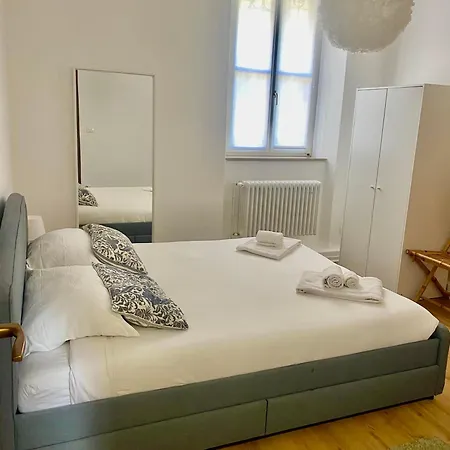 Piazza Garibaldi Eleganti Con Sauna Appartement Udine